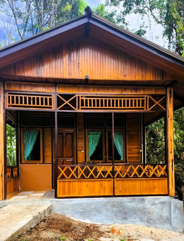 Bunaken Sea Garden Resort Exterior photo